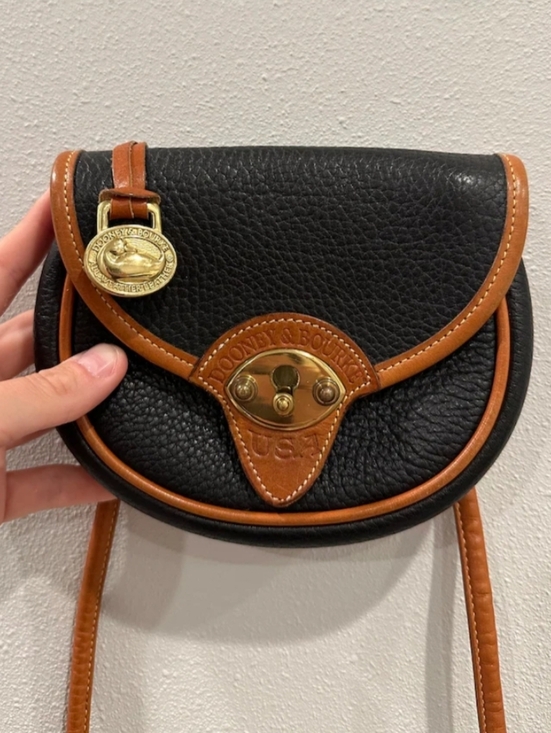 Dooney & Bourke Handbags - Vintage Dooney & Bourke Black Pebble